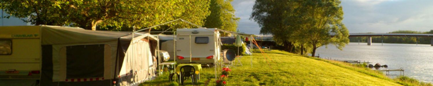 Emplacement avec électricité en Bourgogne, près de Macon Emplacement avec électricité près de Macon